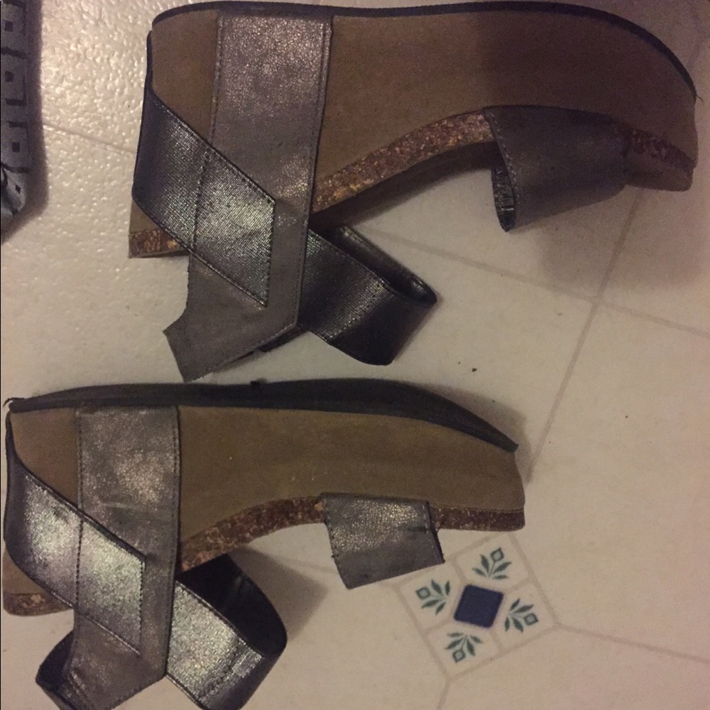 Cute wedges :))